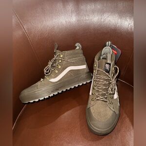 Vans Sk8-Hi MTE Teak Brown Pink Boots Sneakers Size 9